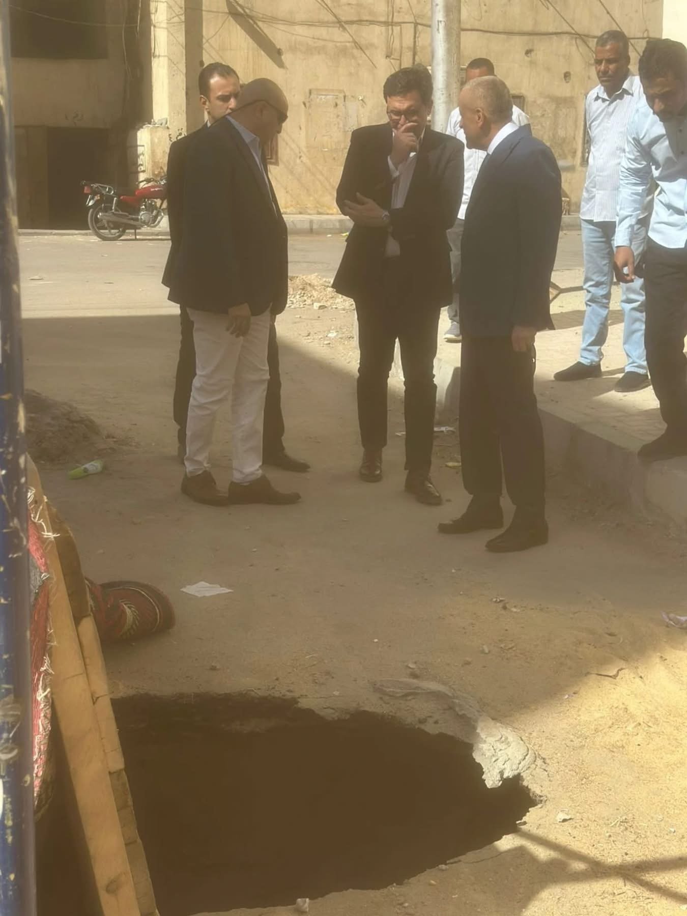 وزير الثقافة يُحيل عددًا من مسؤولي جنوب الصعيد للتحقيق بعد جولة تفقدية بقصري ثقافة بالأقصر