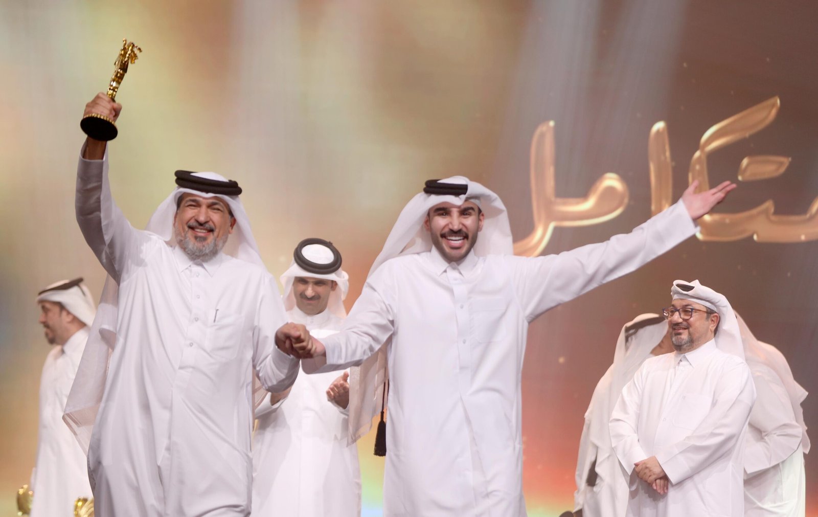 مسرحية “الساعة التاسعة” تقتنص 7 جوائز في ختام الدوحة المسرحي